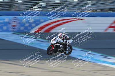 media/Nov-26-2022-Fastrack Riders (Sat) [[b001e85eef]]/Level 2/Session 1 Front Straight/